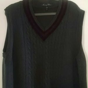 Men's sweater vest. Size XL